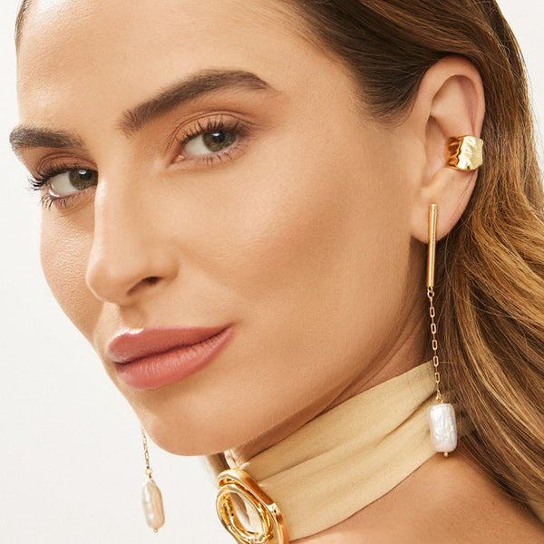 BELA EARRING